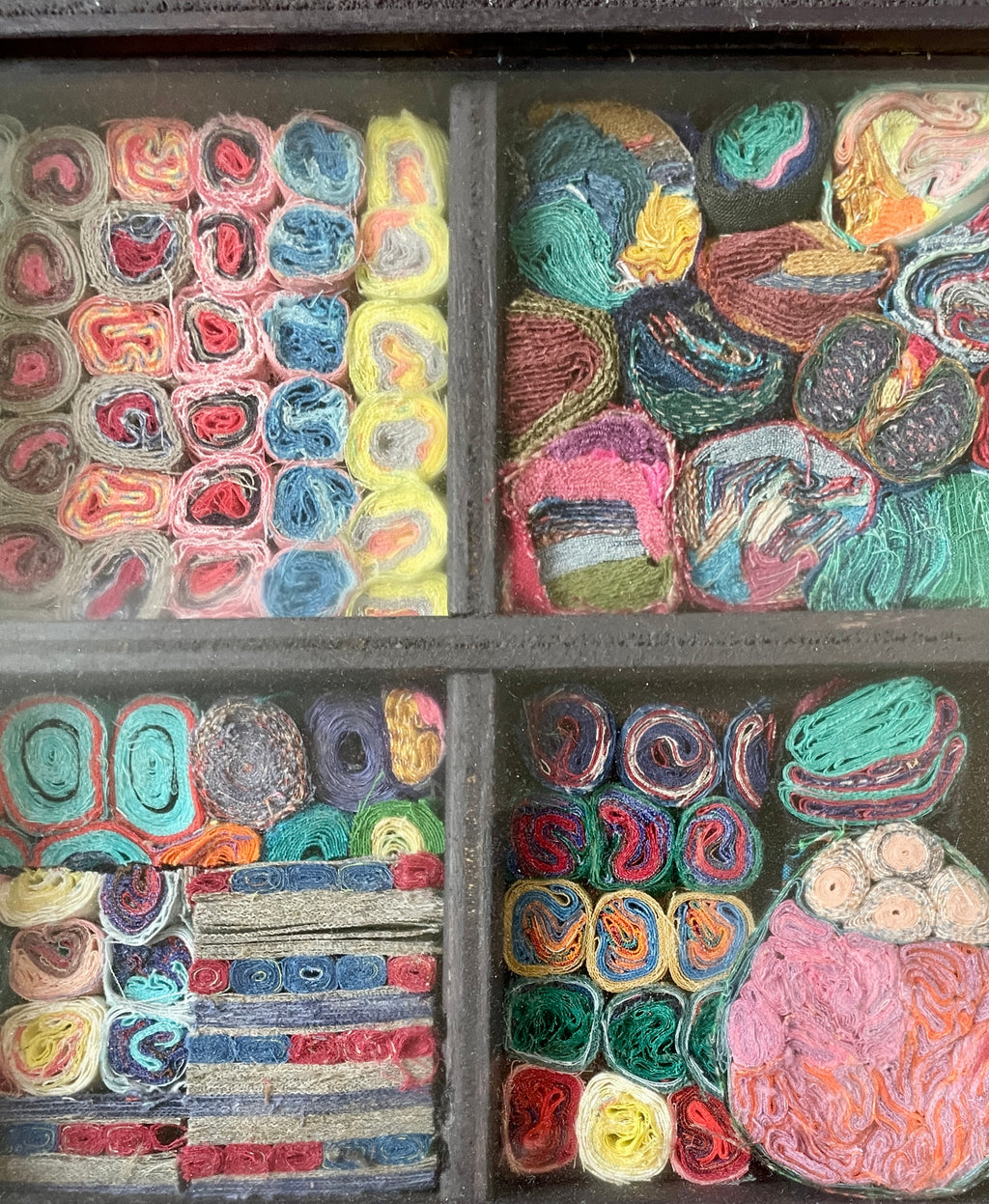 Jeanne GERARDIN (1930-2014) - Composition en relief, assemblage de textiles