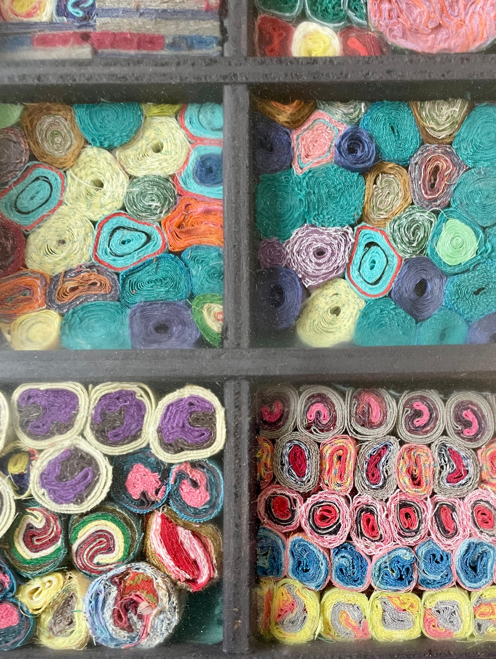 Jeanne GERARDIN (1930-2014) - Composition en relief, assemblage de textiles